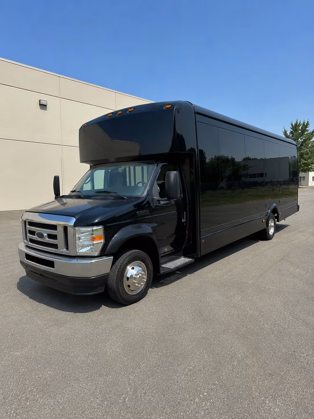 bachelorette and bachelor party buses across kent and seattle