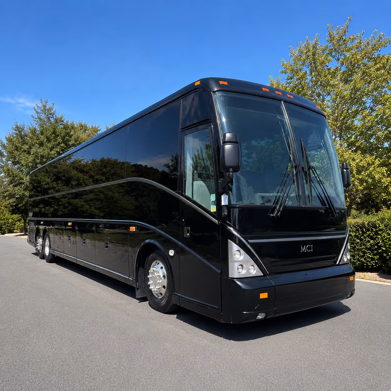 corporate hospitality buses to emerald downs for client events