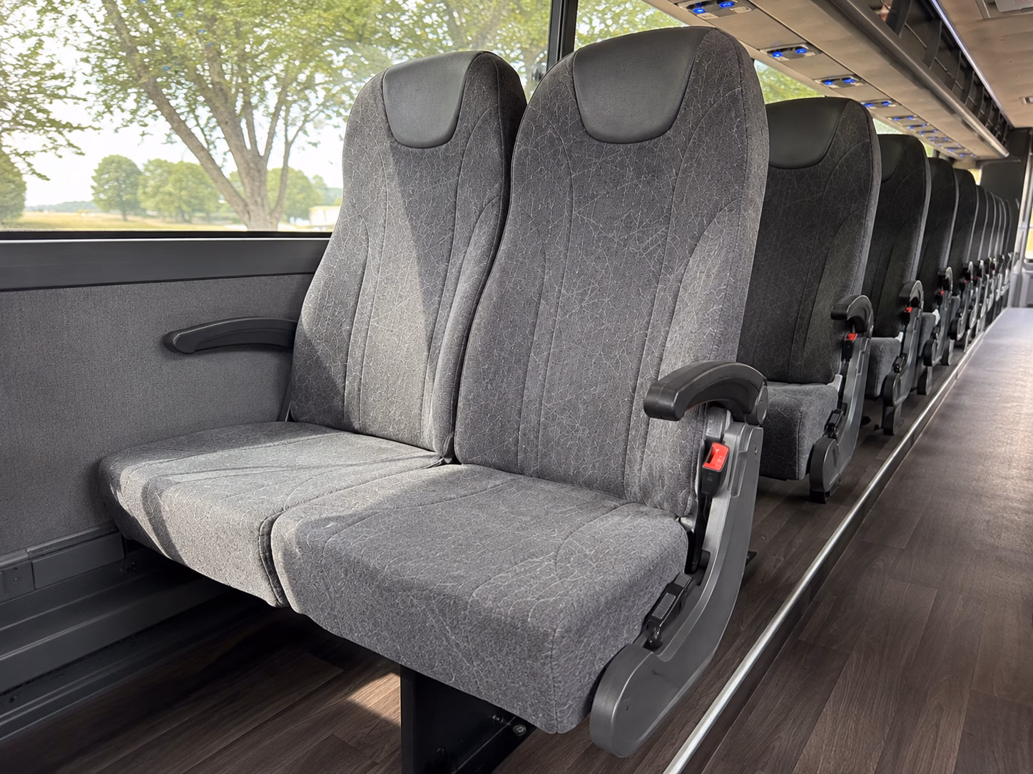 how the kind of bus you choose changes the price in kent washington