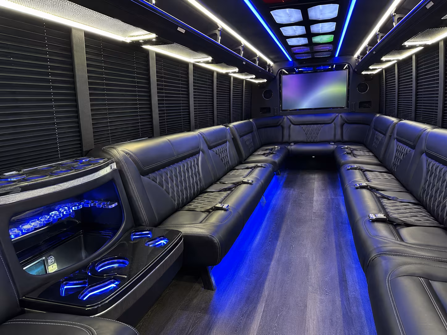 kent 20 passenger party bus inside